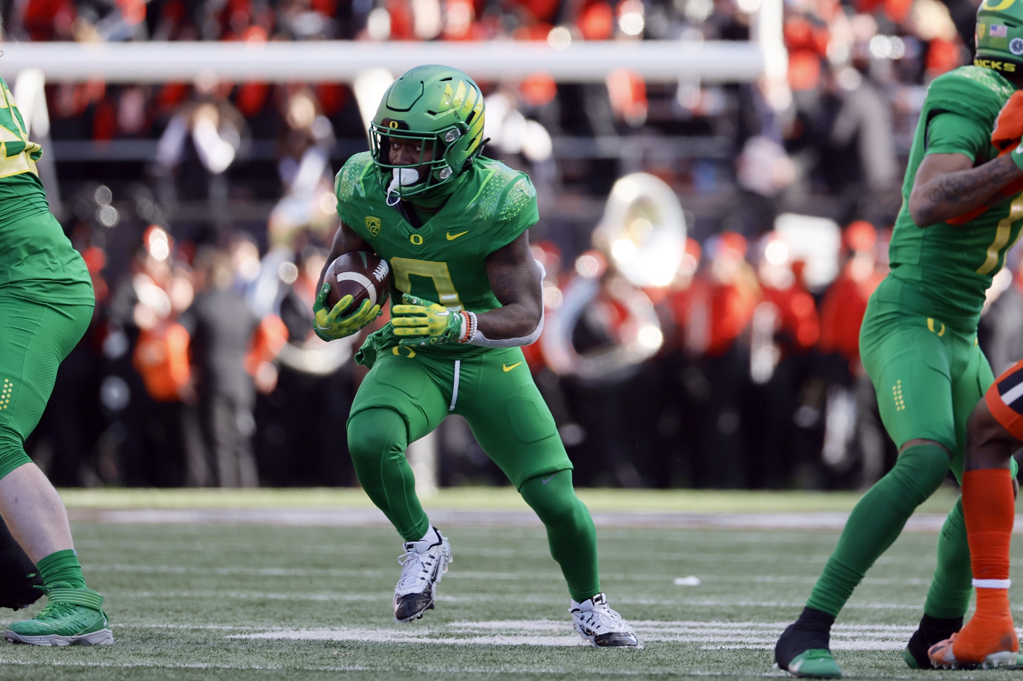 Oregon opens as double-digit favorite over Oregon State in Week 13 – Saturday Out West